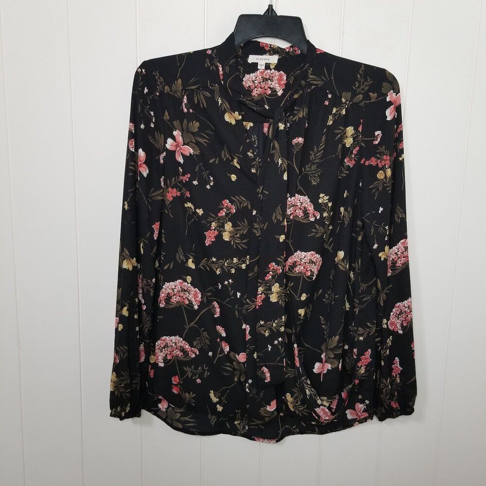 Pleione Wrap Top Floral Long Sleeves Size Small Boho Preppy